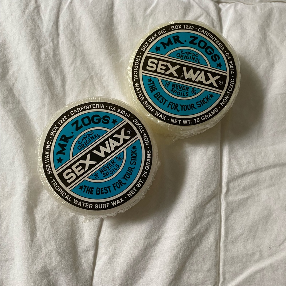 BRAND NEW, never used Sex Wax for boards🌊